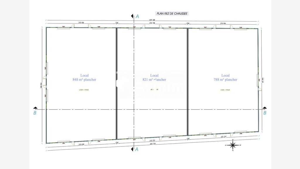 Local professionnel Neuf de 403 m² a Montauroux