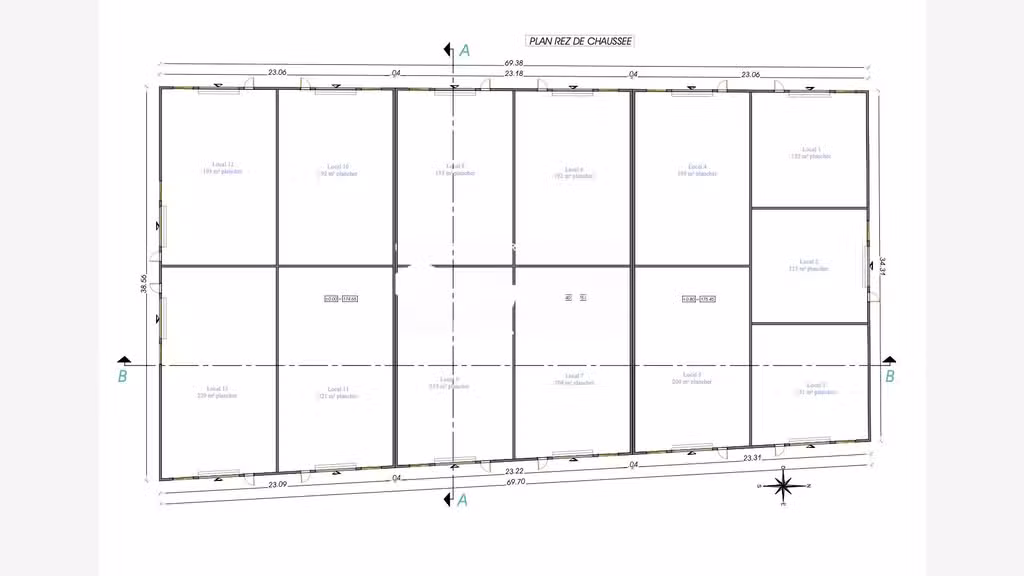 Local professionnel Neuf de 723 m² a Montauroux