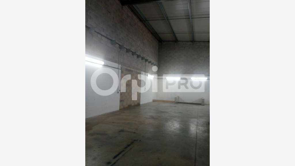 A vendre local d'activité 140m² ZAC Montech