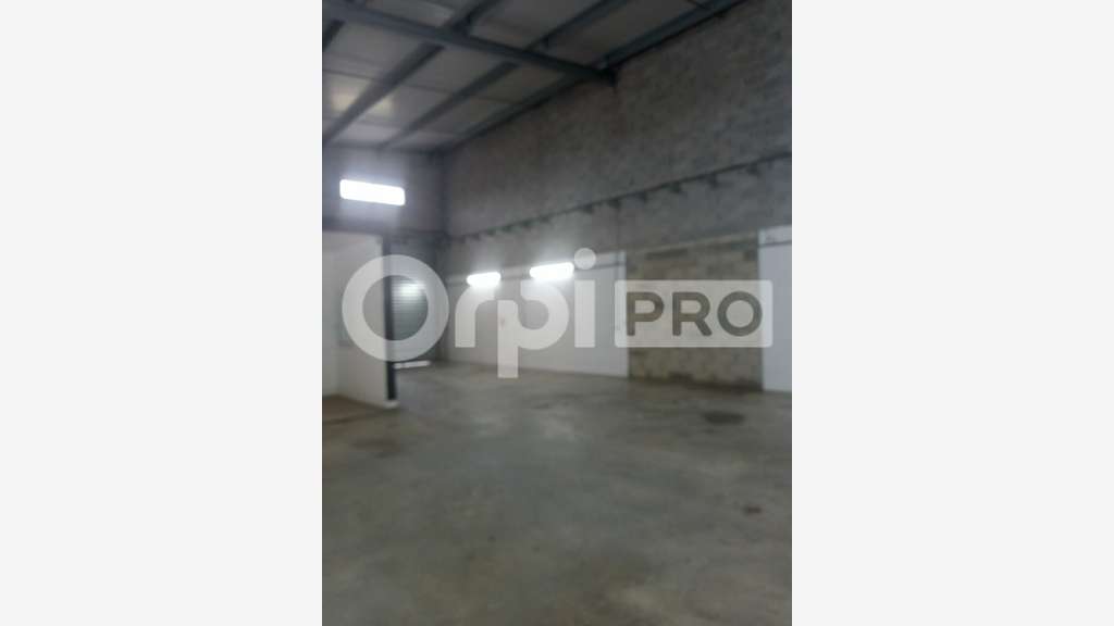 A vendre local d'activité 140m² ZAC Montech