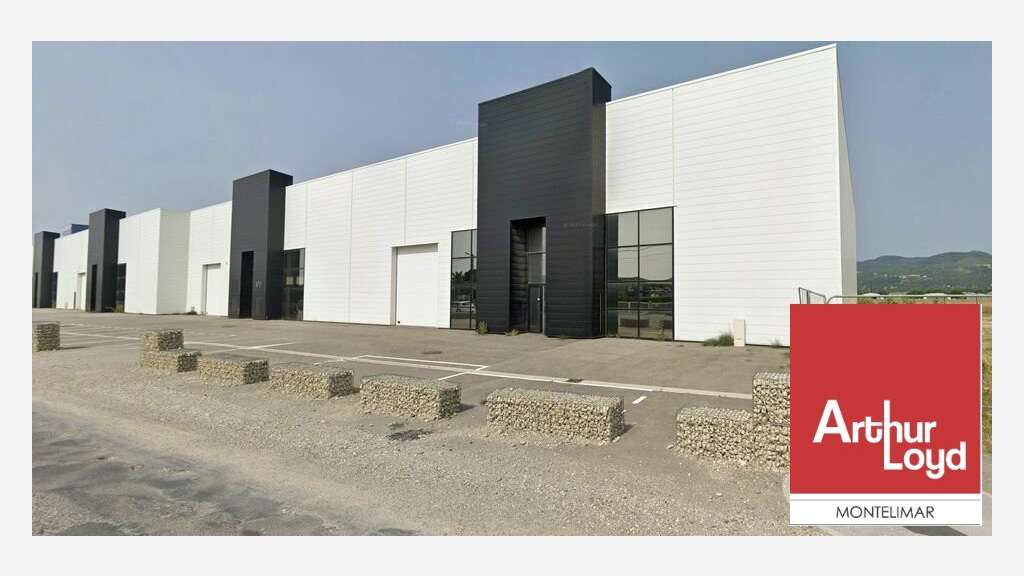 Cède locaux d'activité de 661m² à Montélimar Nord