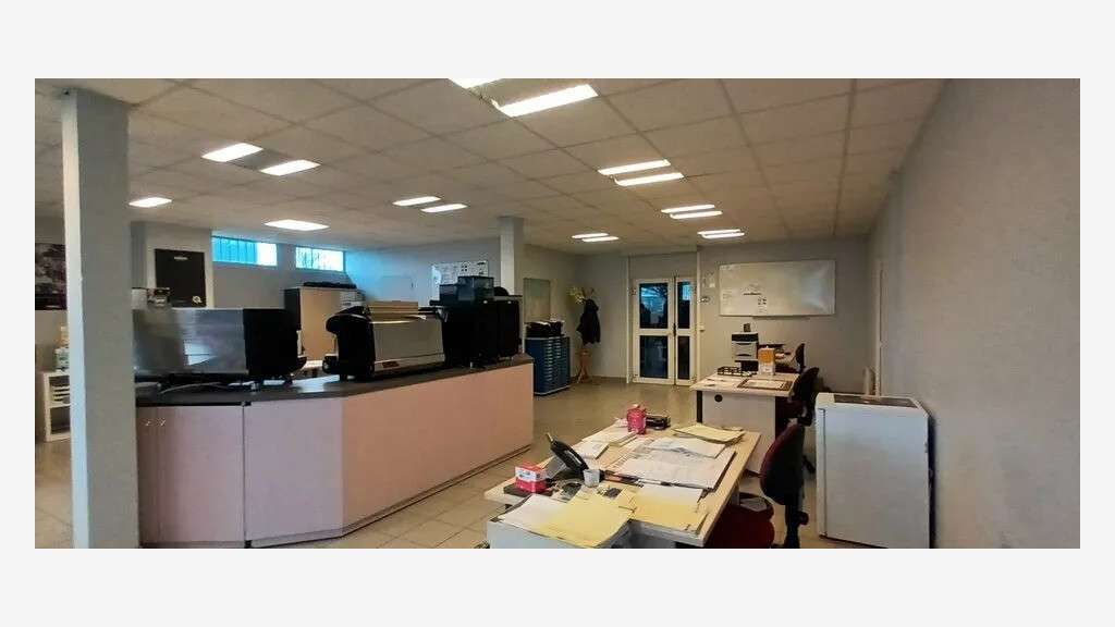 À vendre – Local d'activités de 672 m² à Monti