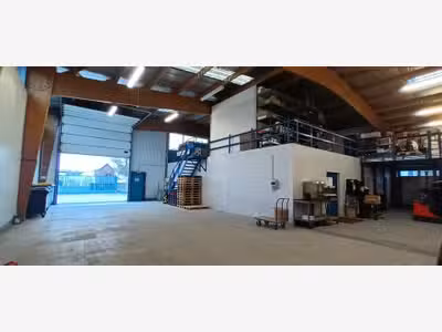À vendre – Local d'activités de 672 m² à Monti