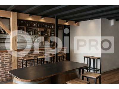 Vente Locaux commerciaux - Boutiques à Montluçon