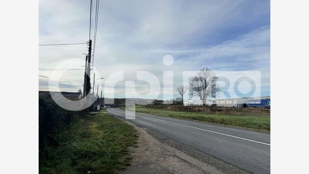 Local d'activité de 572m² à vendre à Montluçon