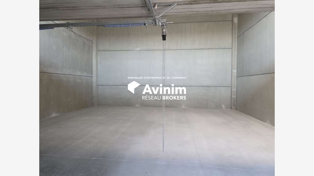 AV local d'activité 157,28m² à 10 min Montpellier