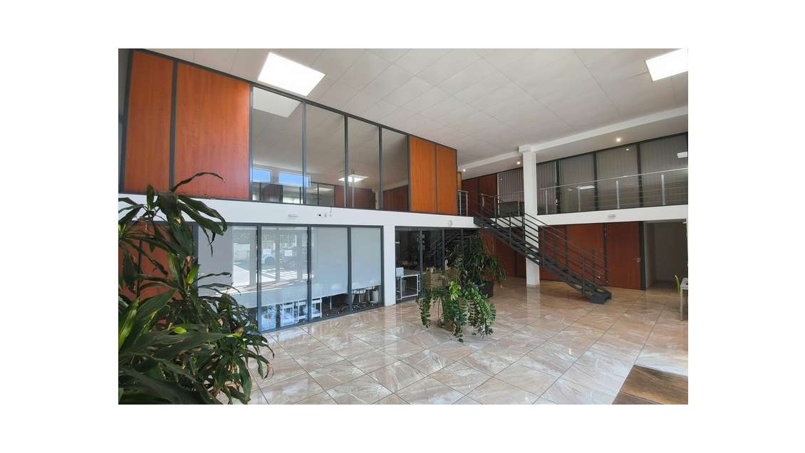 Vente immeuble de bureaux 701m² Montpellier Nord