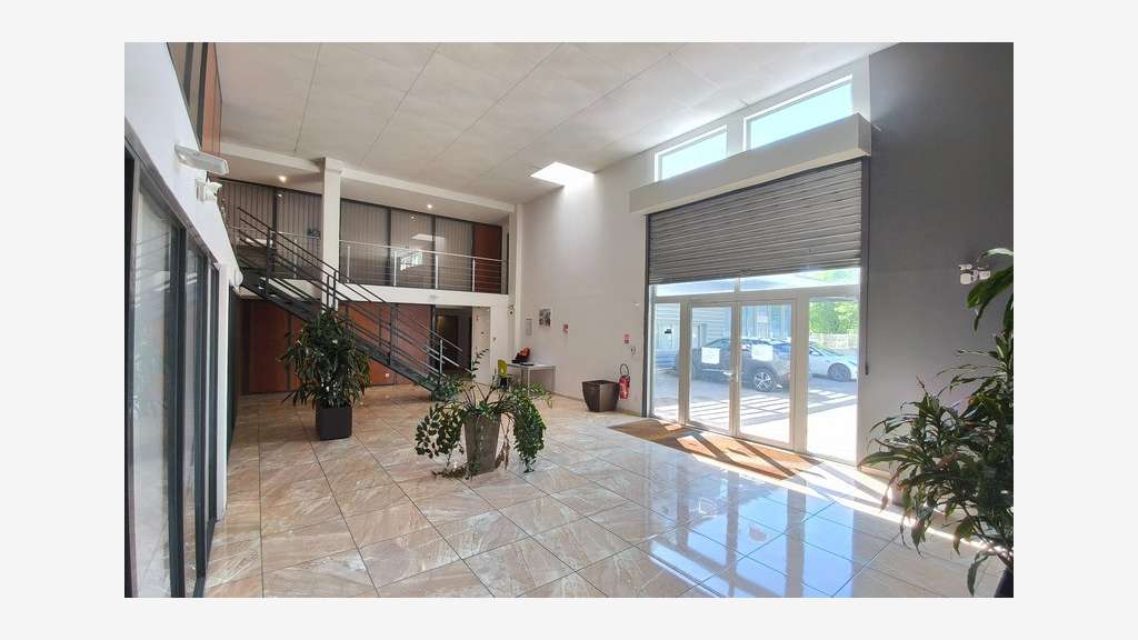 Vente immeuble de bureaux 701m² Montpellier Nord