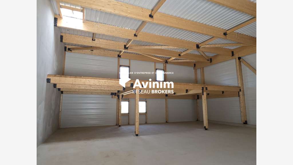 Local d'activité 349m² 6 min Sud Ouest Montpellier