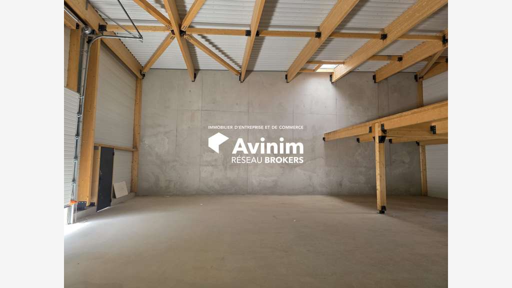 Local d'activité 349m² 6 min Sud Ouest Montpellier