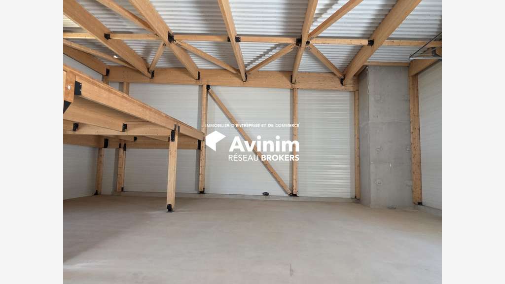 Local d'activité 349m² 6 min Sud Ouest Montpellier