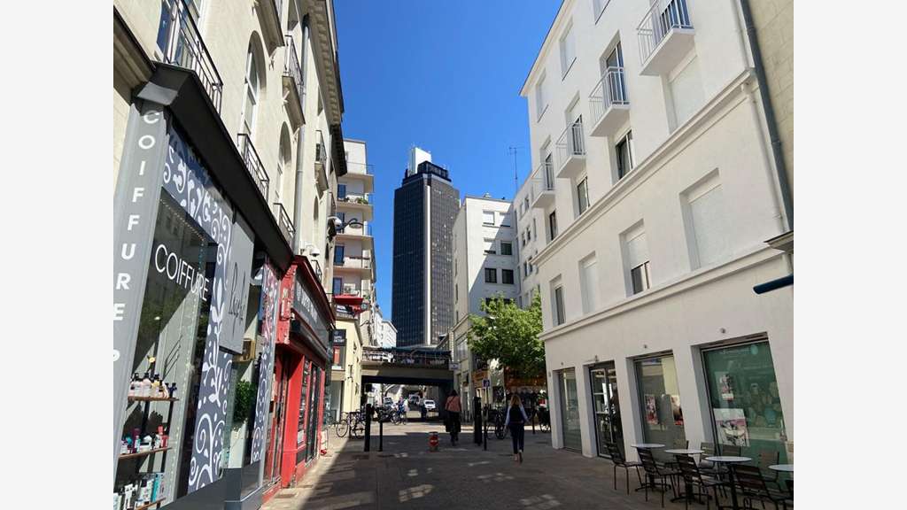 Murs commerciaux libres 88m² à vendre à Nantes