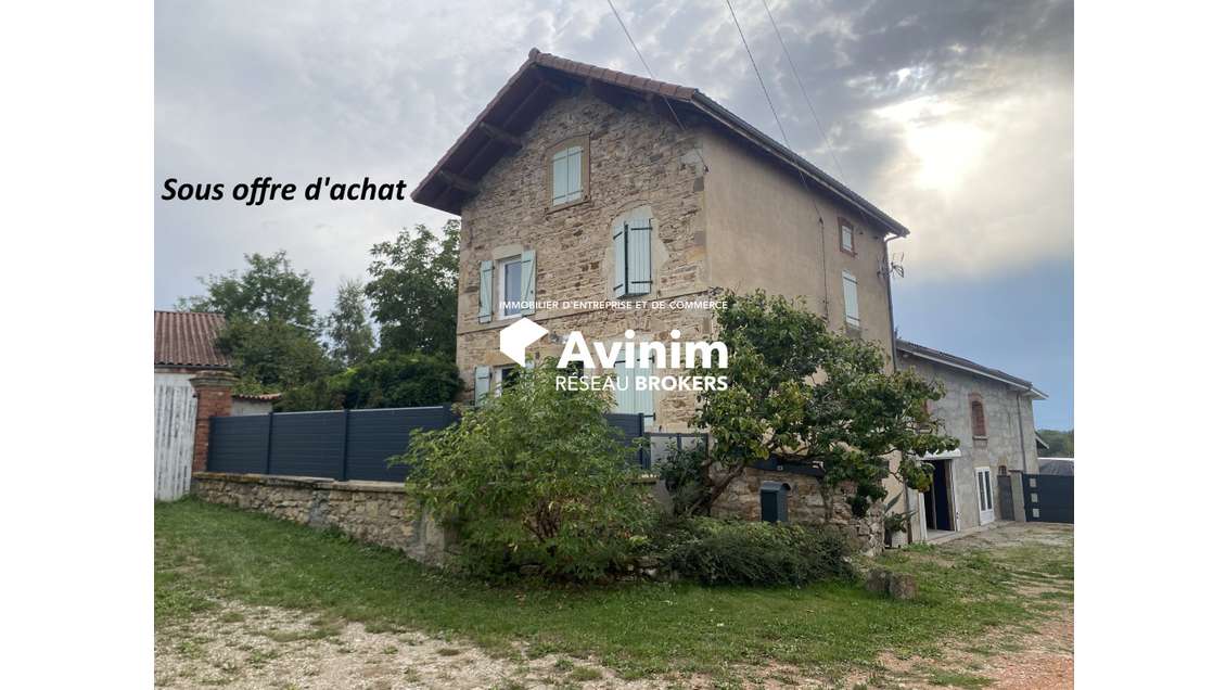 A vendre atelier avec maison 190m² à Neuville