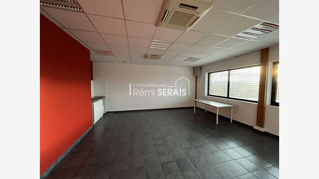 Vente local industriel 3000m² env. Berd'Huis