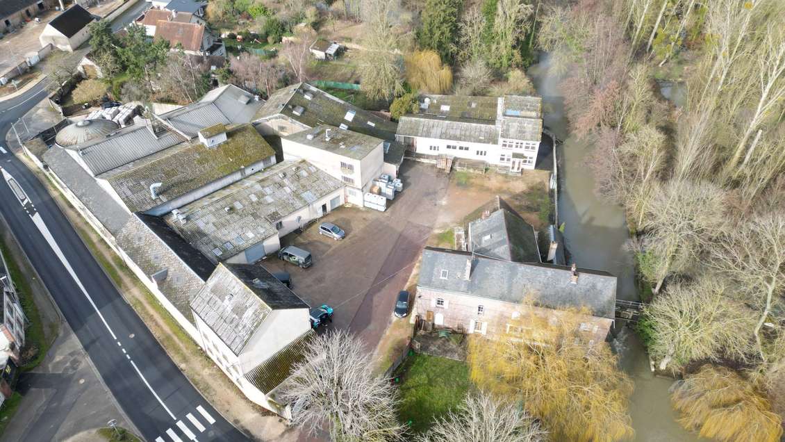 AV local de stockage 2680m² à Nogent-sur-Eure