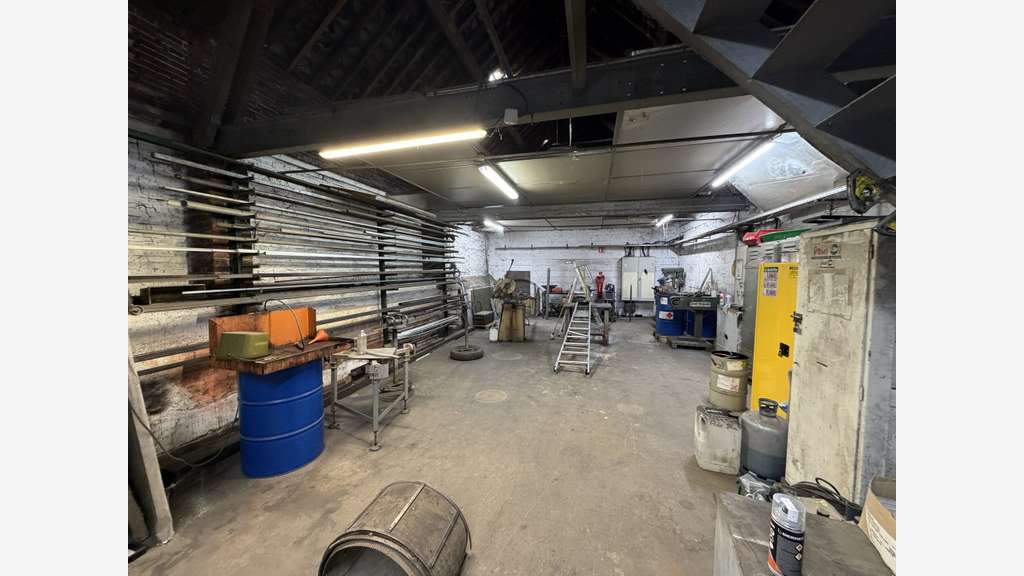 AV local de stockage 2680m² à Nogent-sur-Eure
