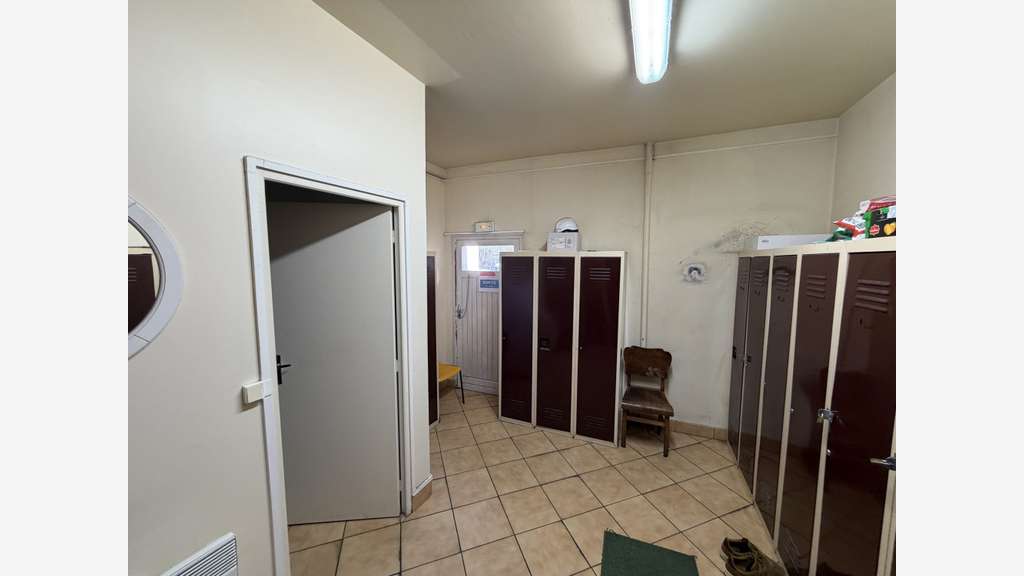AV local de stockage 2680m² à Nogent-sur-Eure