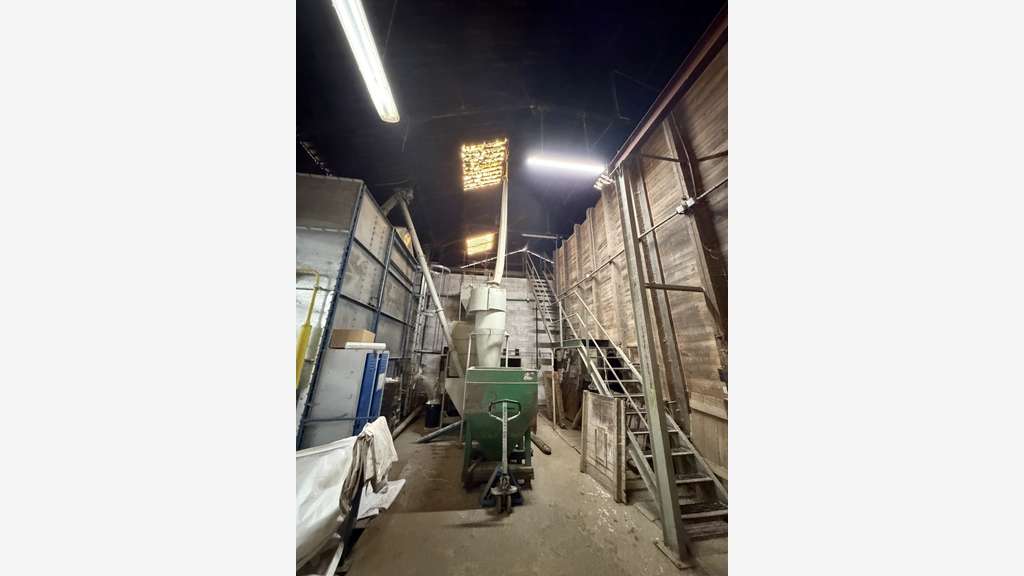 AV local de stockage 2680m² à Nogent-sur-Eure