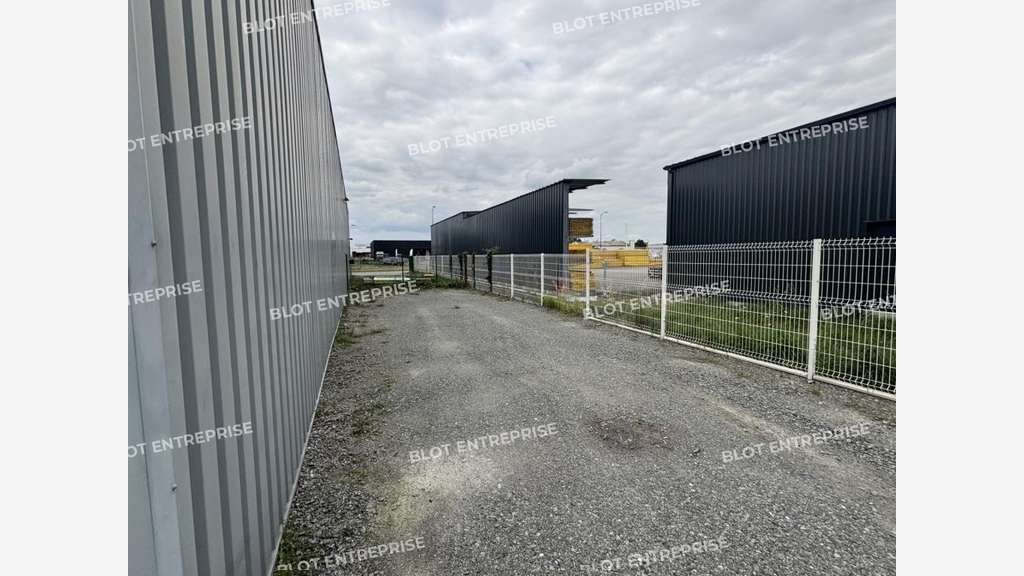 AV local activité 270m² zone dynamique Nort/Erdre