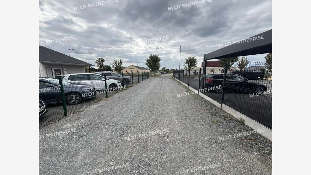 AV local activité 270m² zone dynamique Nort/Erdre