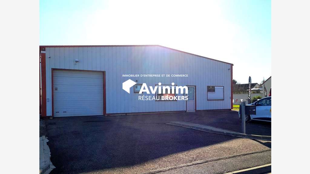 Très beau local 460m² sur 2000m² à vendre Orléans