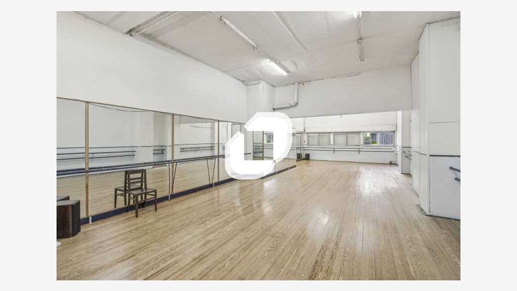 Vente Local d'activité 367m² Paris