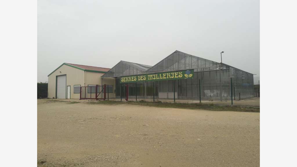 Achat local d'activités 246m² proche d'Auxerre 