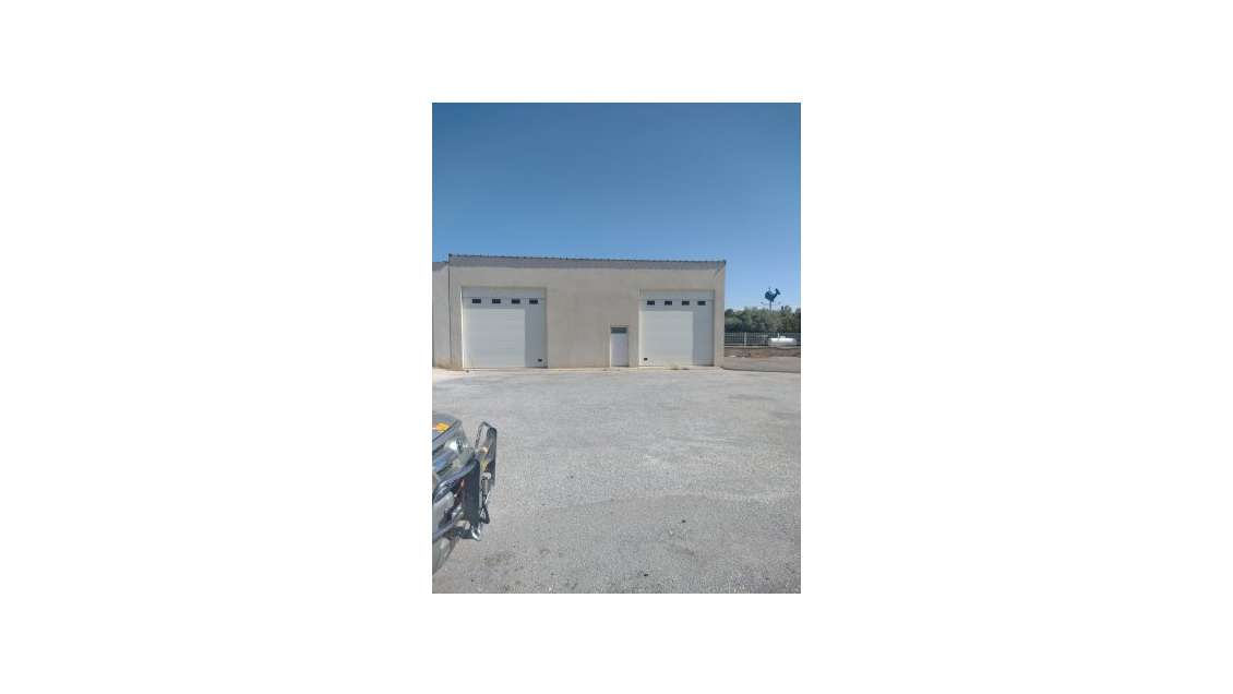 Vente entrepôt sur 2240m² à 10 min de Perpignan