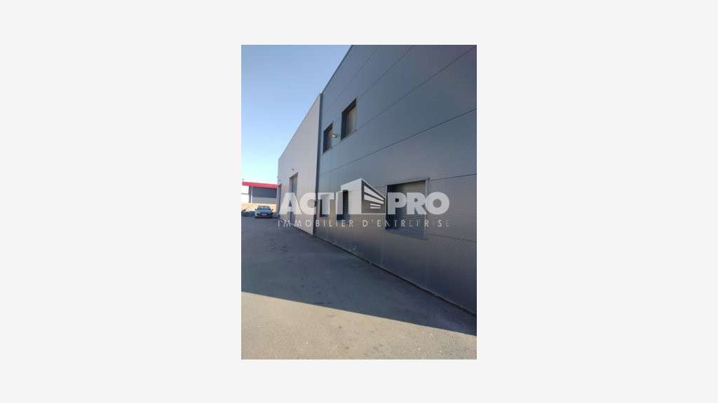 Vente entrepôt de stockage 555m² à Perpignan
