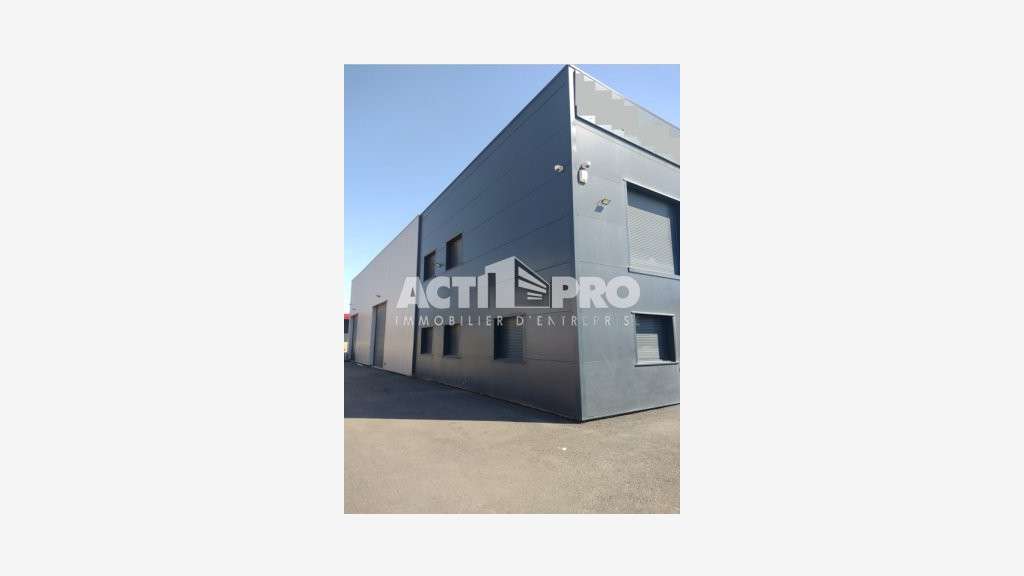 Vente entrepôt de stockage 555m² à Perpignan