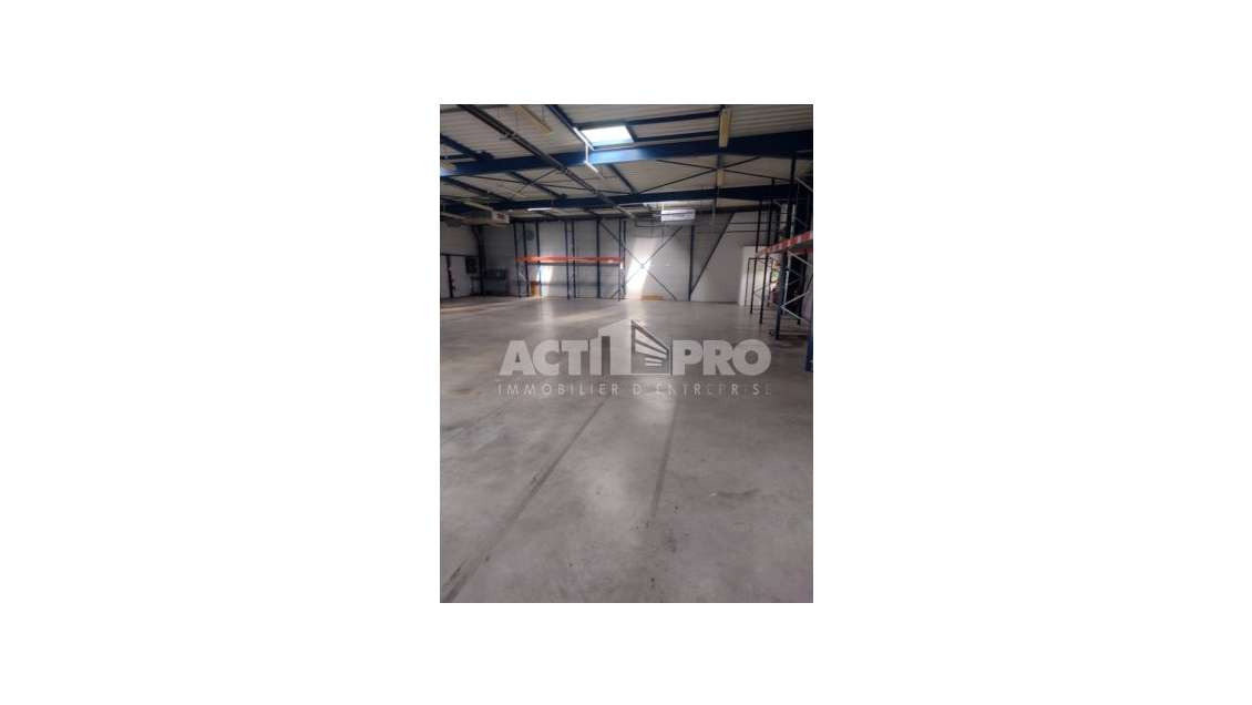 Vente local d'activité 800m² à Perpignan