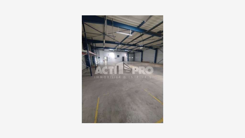 Vente local d'activité 800 m² à Perpignan