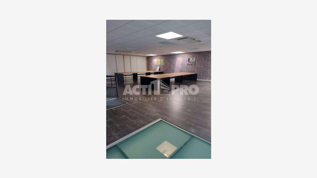 Vente local d'activité 800 m² à Perpignan