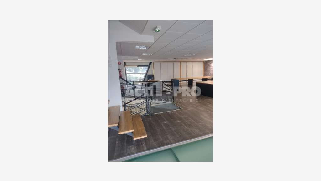 Vente local d'activité 800 m² à Perpignan