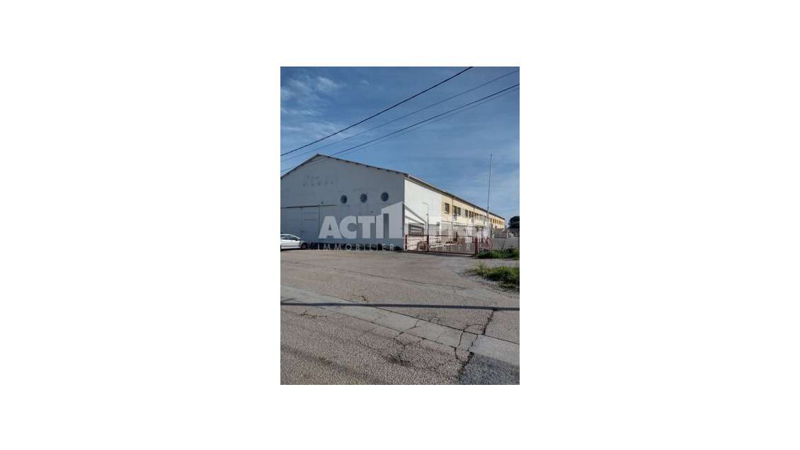 Vente entrepôt de 2855m² en Pyrénées Orientales