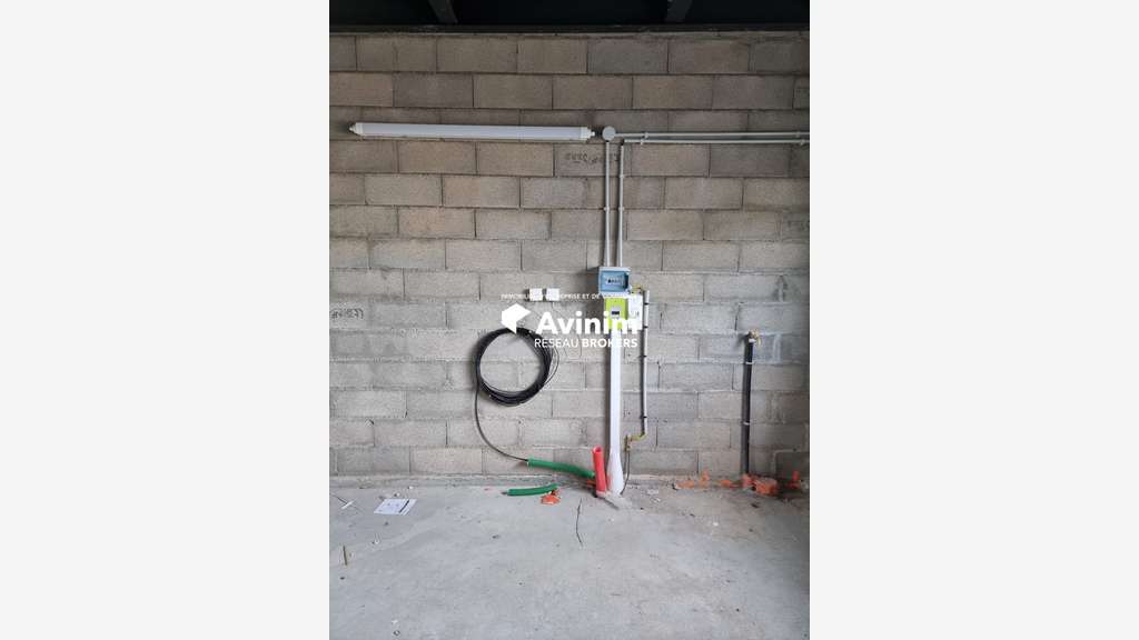 Local d'activité 231m² à vendre à Perpignan Nord