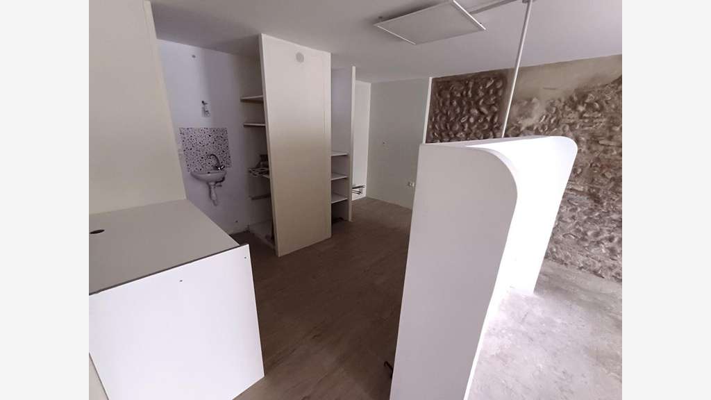 Vente murs commerciaux libres 29.88m² à Perpignan