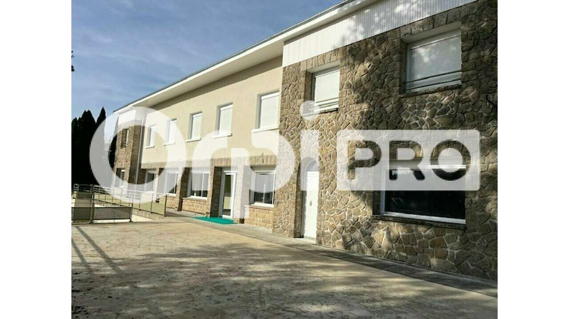 AV ancien hôtel transformé en gîte Lac Vassivière