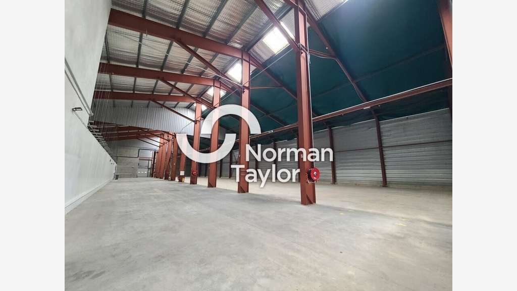 Local d'activité de 3 713m² à vendre Sud Landes
