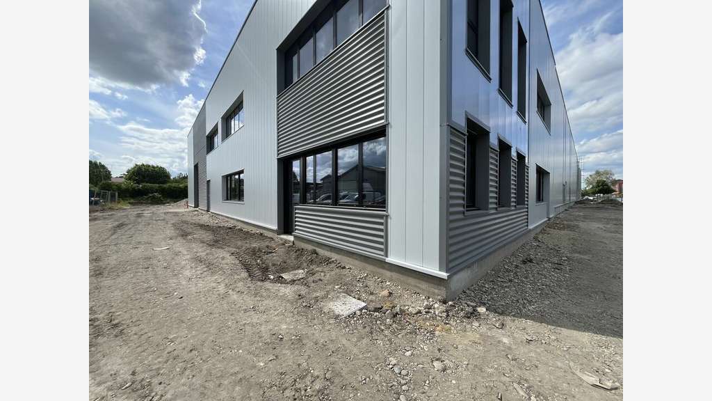 Vente locaux d'activité à Pierre-Bénite A7