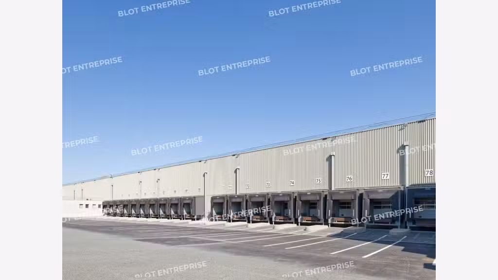 À VENDRE-À LOUER - Plateforme logistique 23400 m² 
