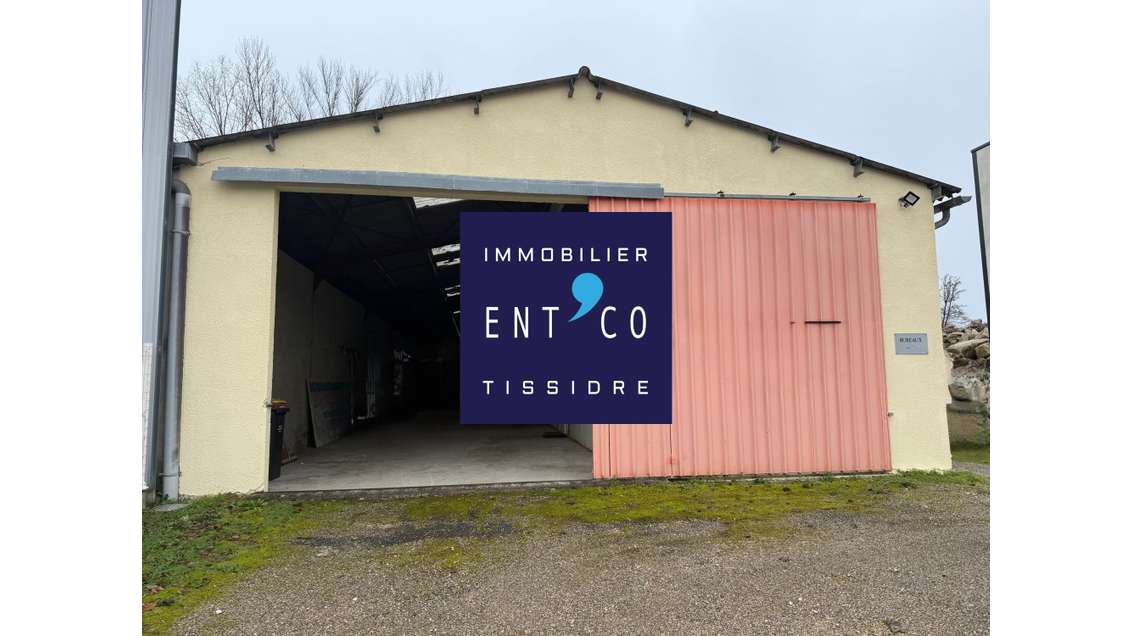 Local artisanal 267m² à vendre à 6km d'Agen