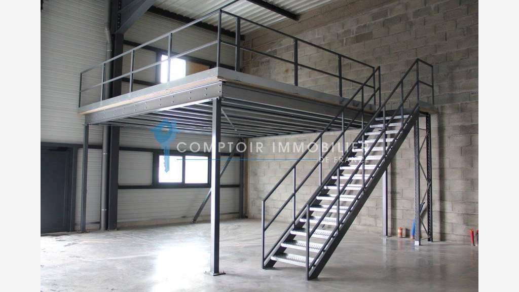 Cède locaux d'activités neufs 120m² Pontcharra 38
