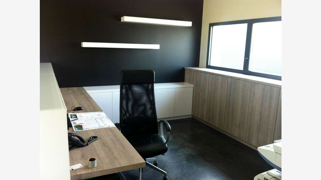 AV bâtiment d'activité 575m² à Pontchâteau