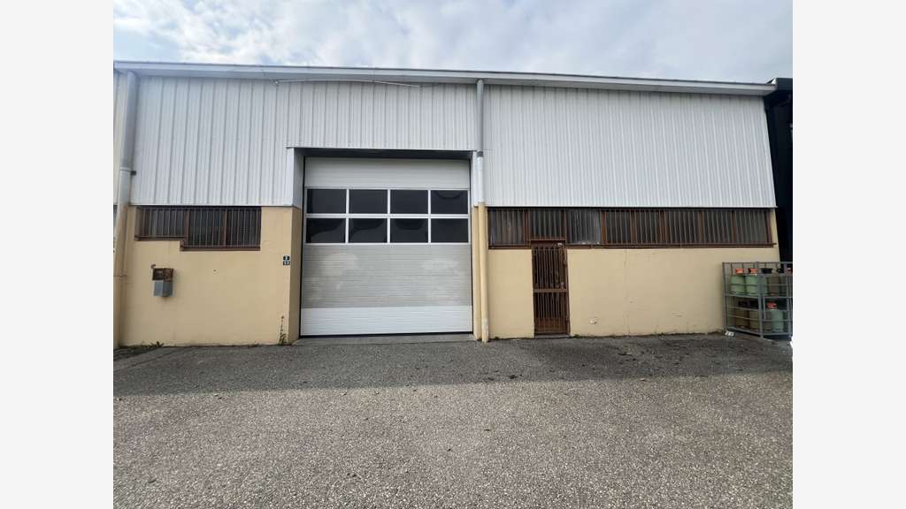 Atelier à vendre PORTE DE SAVOIE (73)