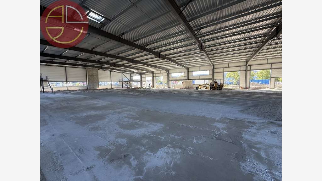 Entrepôt neuf 2268m² à vendre à Portet-sur-Garonne