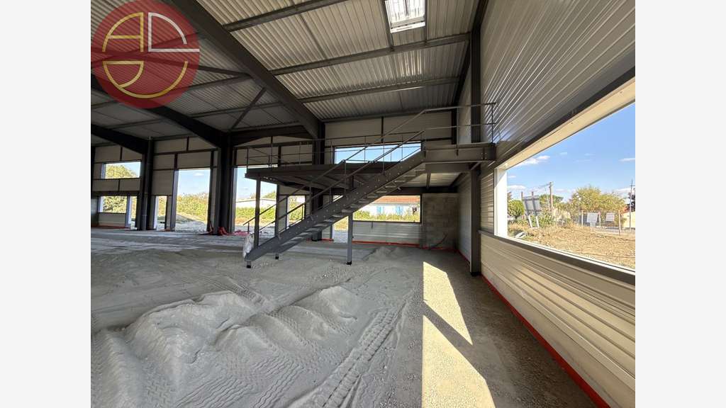 Entrepôt neuf 2268m² à vendre à Portet-sur-Garonne