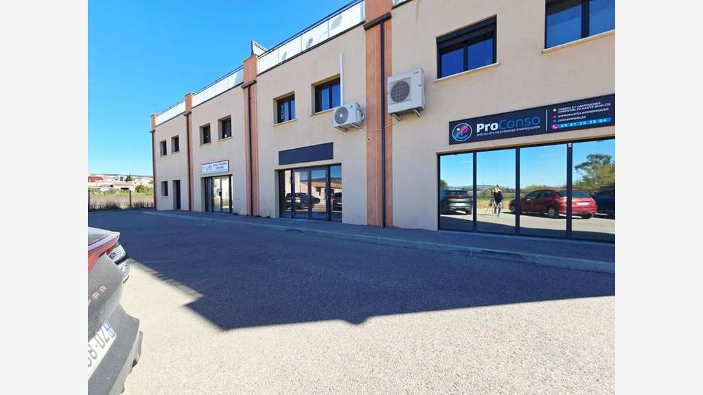 Vente murs commerciaux libres 127m² en Provence