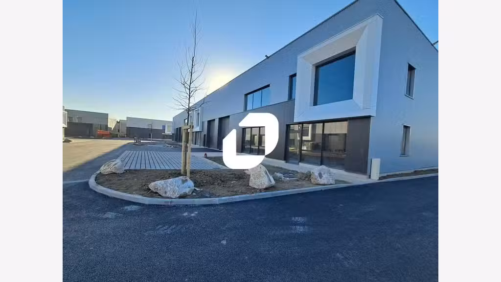 Vente Local d'activité 1174m² Quesnoy sur deule