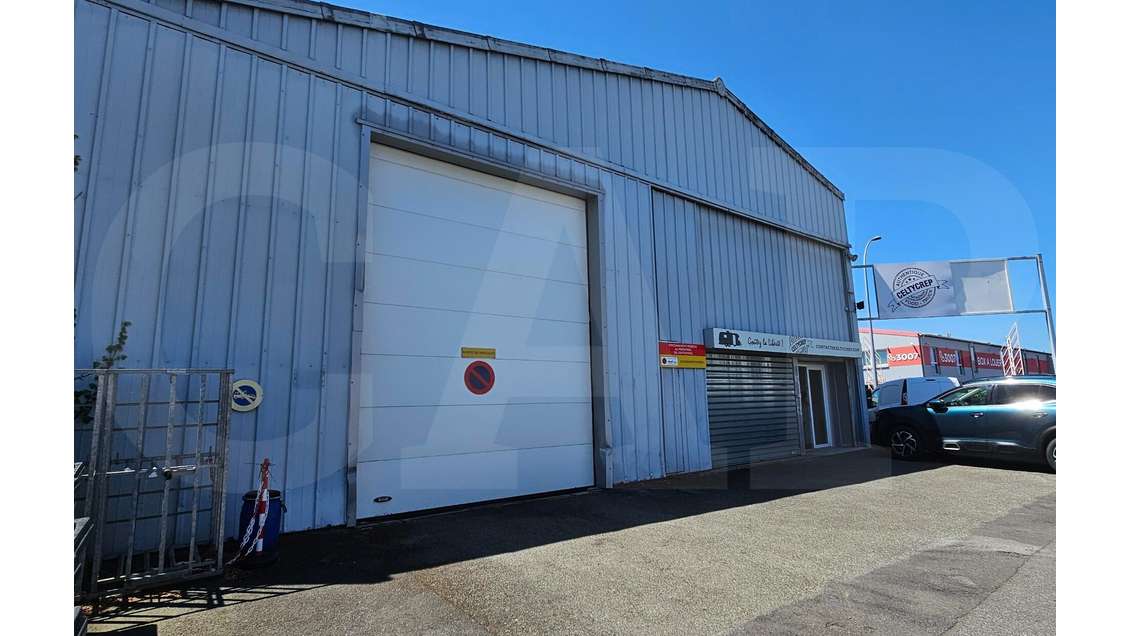 Vente local 370m² ZA Rennes Nord